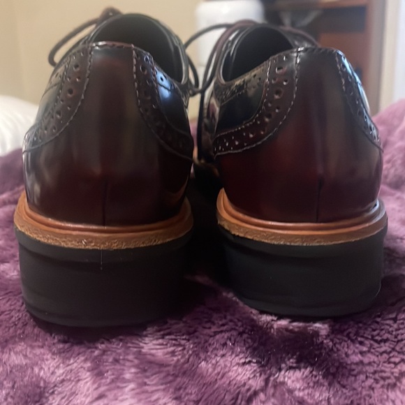**SOLD**Clark’s Teadale Maira Aubergine Oxford sz 7 - Picture 3 of 11